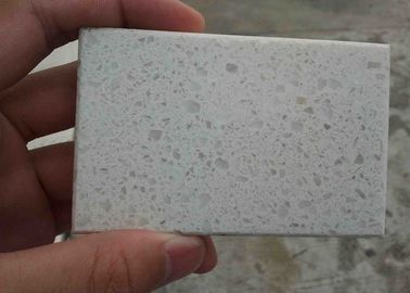 Άσπρο Countertops 93% χαλαζία χρώματος άμμου πέτρινο υλικό ρητίνης χαλαζία 7%